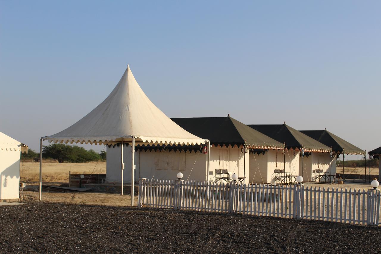 Nova Patgar Tents Hotel Будж Екстериор снимка